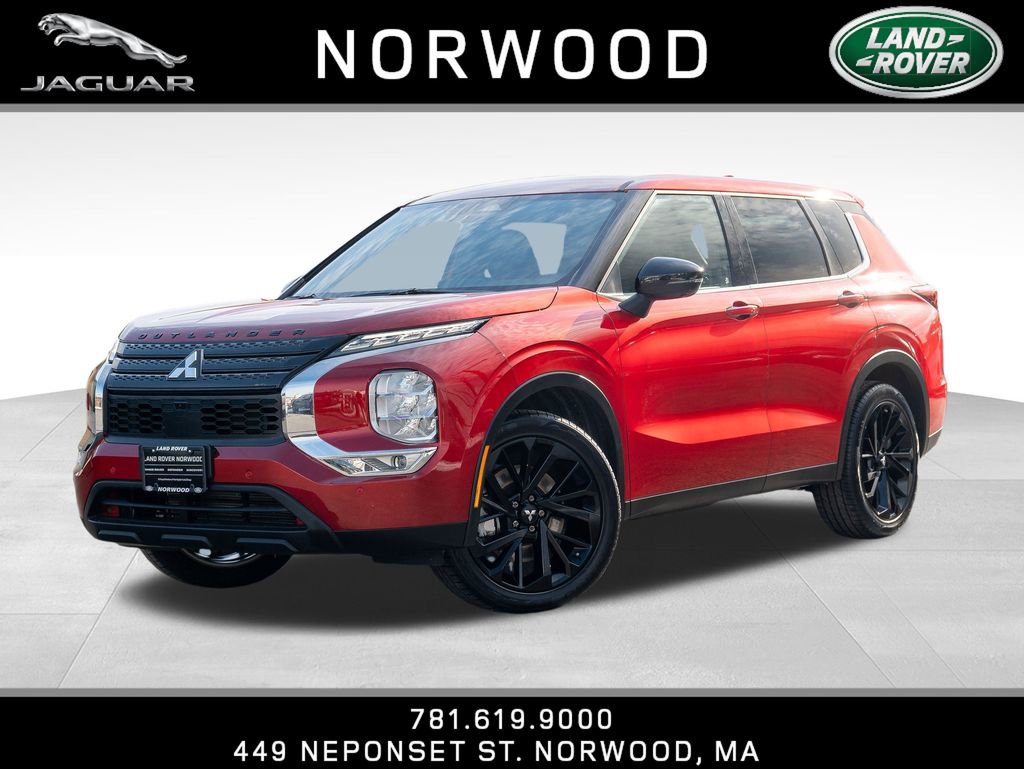 Used 2023 Mitsubishi Outlander SE Black Edition image 1