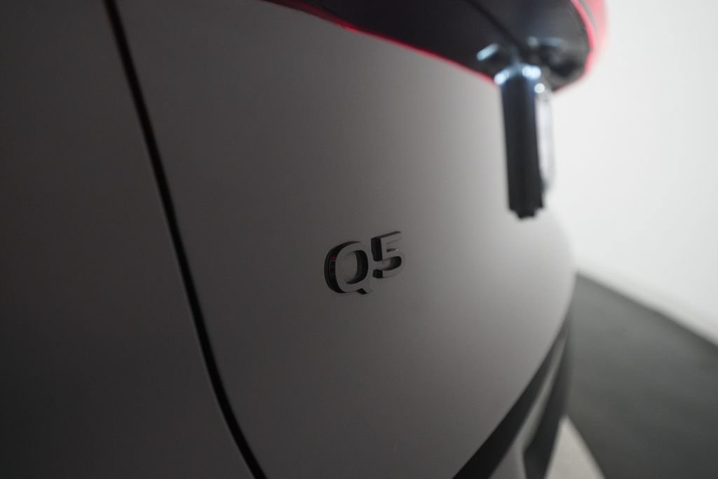 Certified 2025 Audi Q5 Prestige AWD/4WD image 34