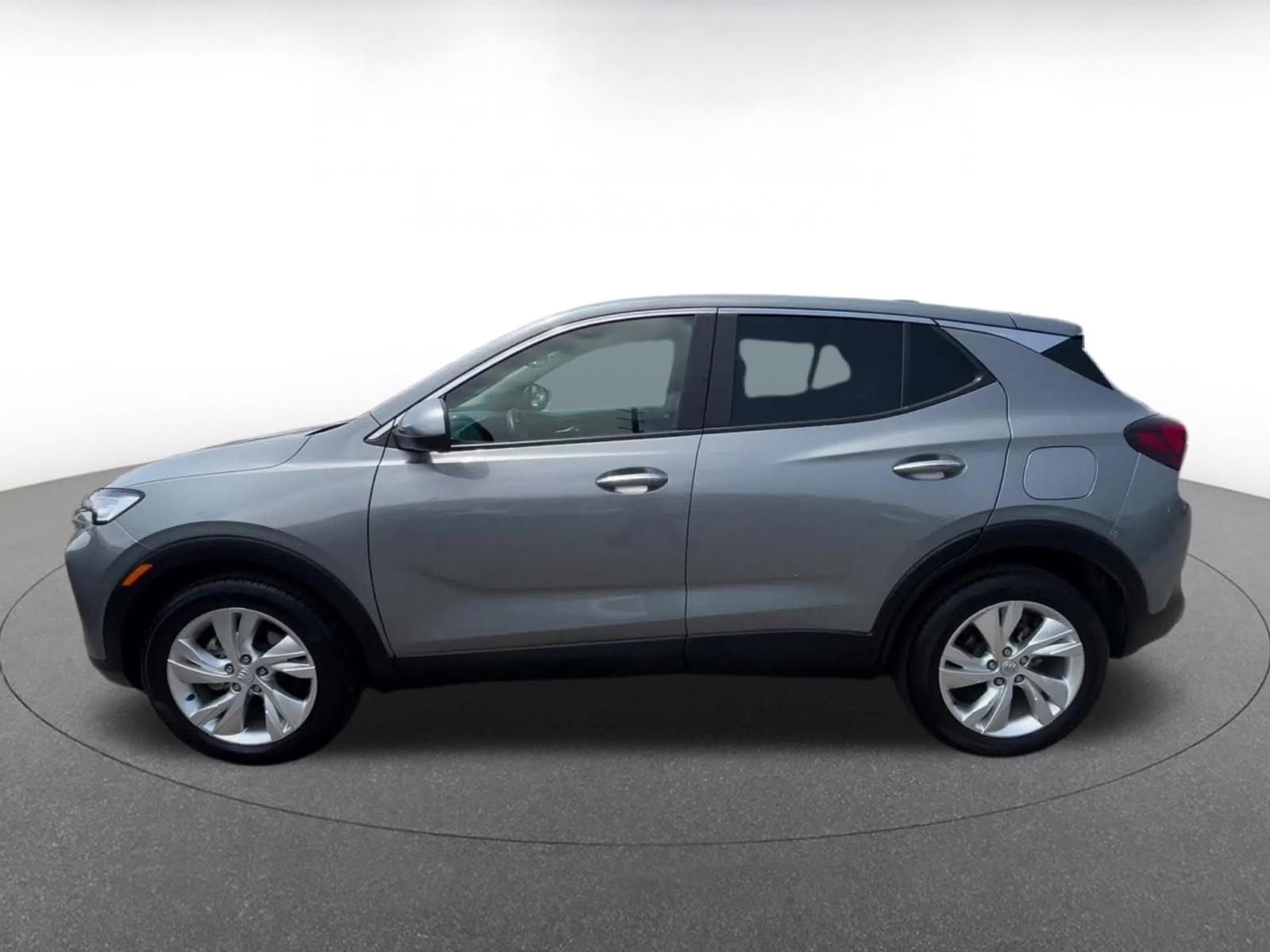 Used 2025 Buick Encore GX Preferred FWD image 9