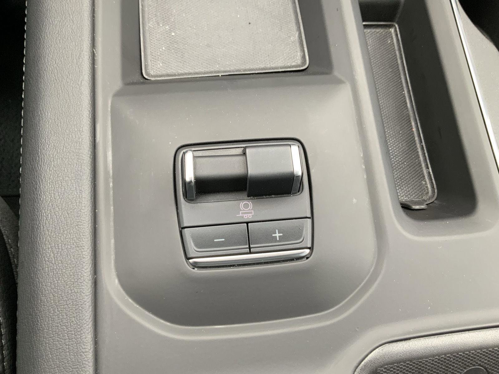 Used 2025 GMC Sierra 2500 Denali image 58