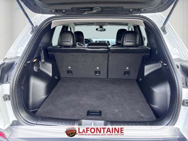 Used 2020 Jeep Cherokee Trailhawk w/ Cold Weather Group image 26