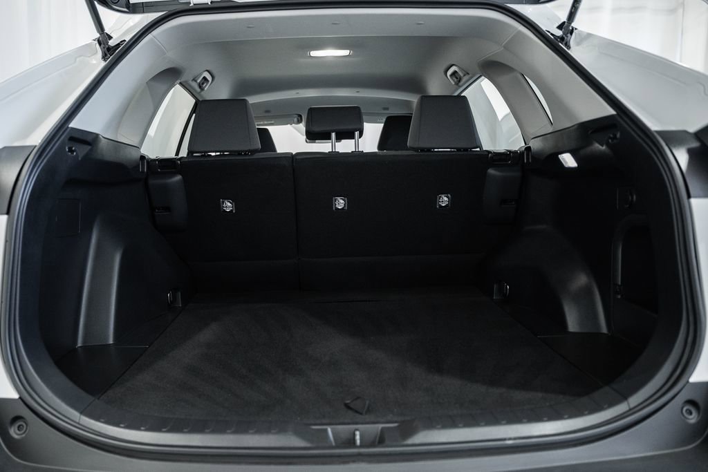 Used 2025 Toyota RAV4 XLE image 8