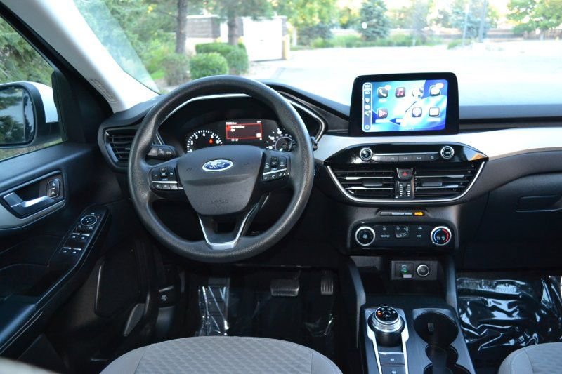 Used 2021 Ford Escape SE image 20