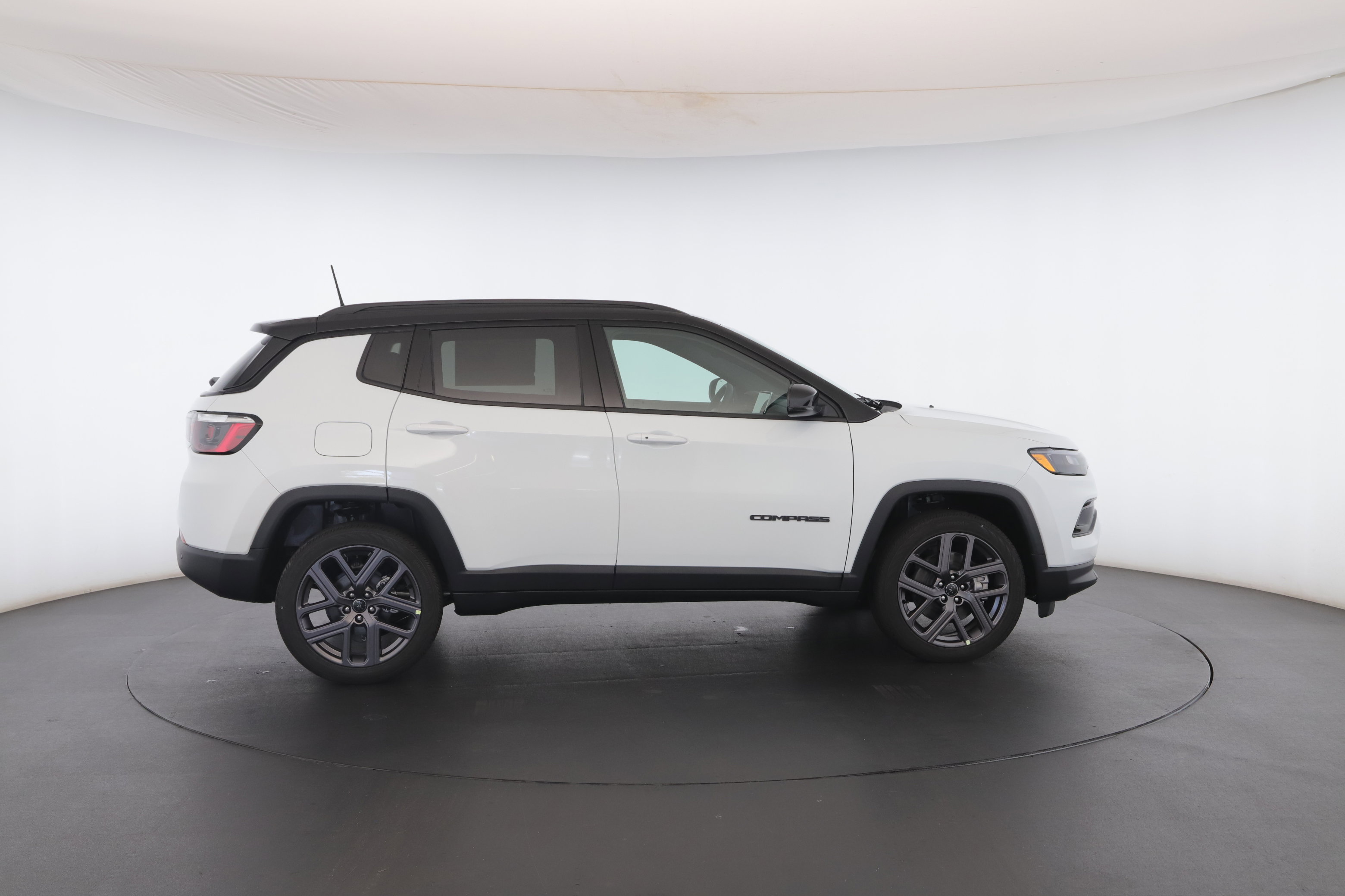 New 2026 Jeep Compass Limited image 29