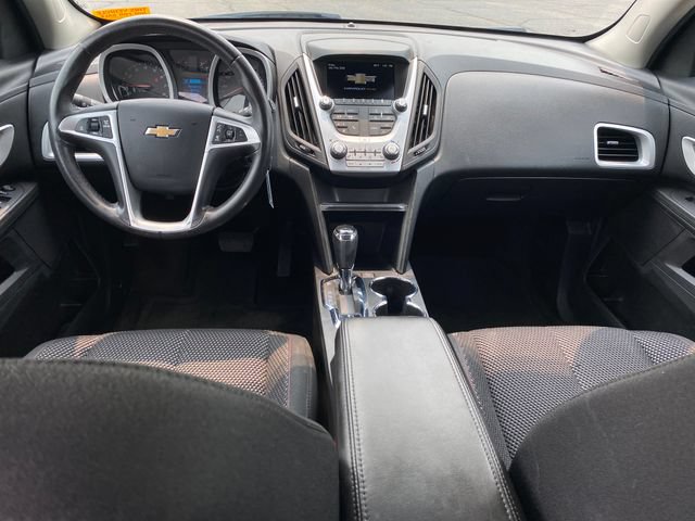Used 2017 Chevrolet Equinox LT w/ Convenience Package FWD image 5