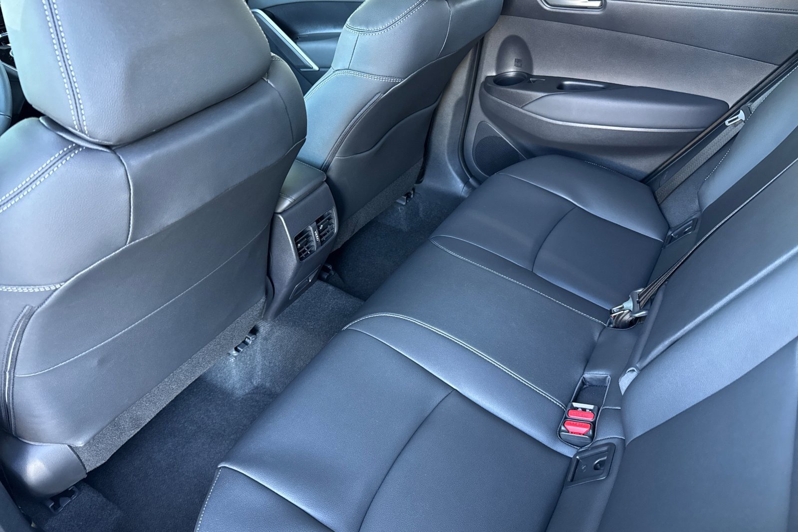 New 2026 Toyota Corolla Cross XLE image 5