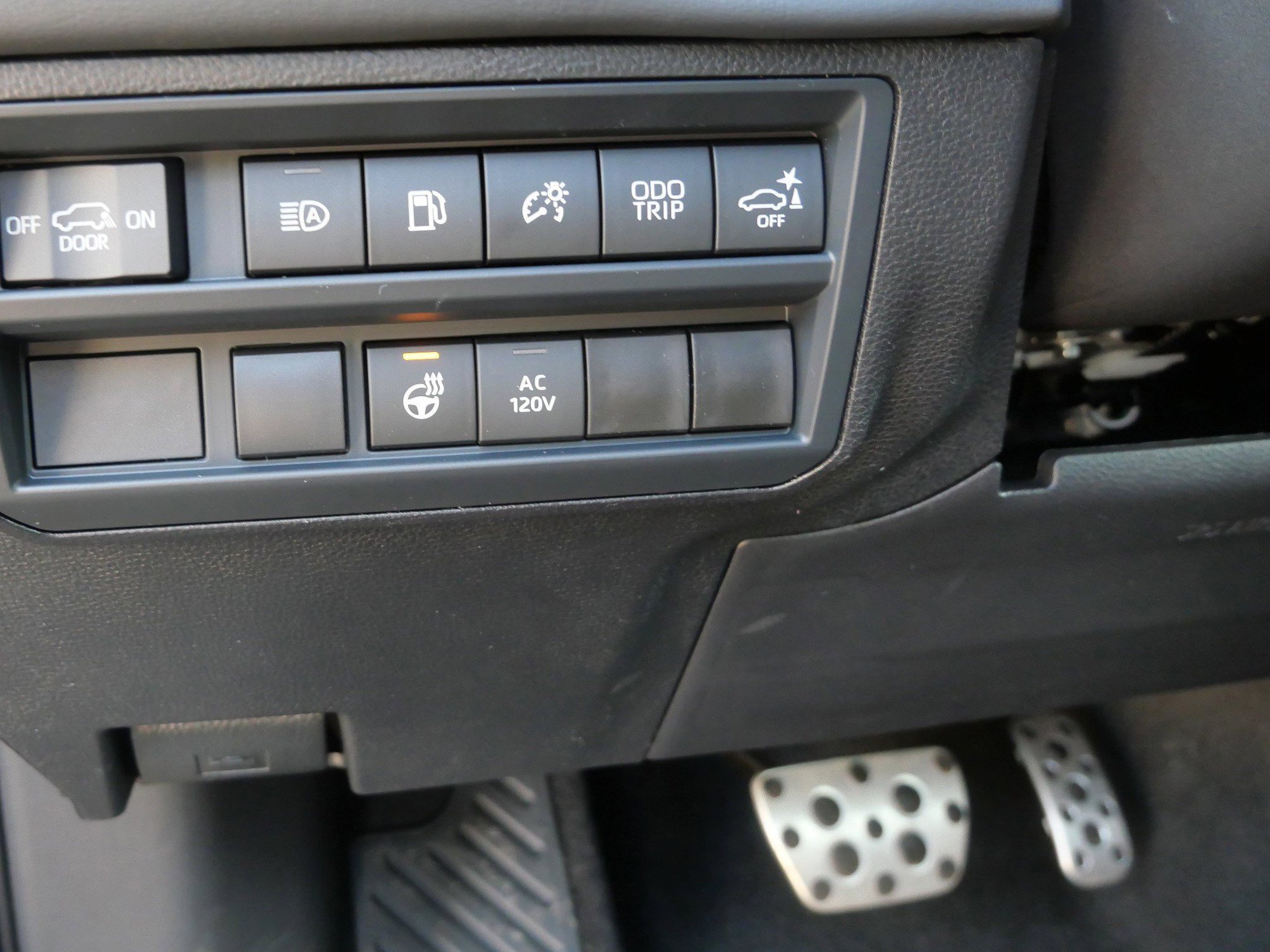 New 2026 Toyota Sequoia Platinum image 10