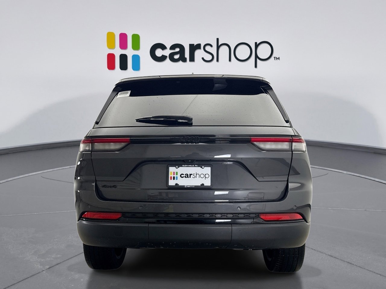 Used 2023 Jeep Grand Cherokee Altitude AWD/4WD image 4
