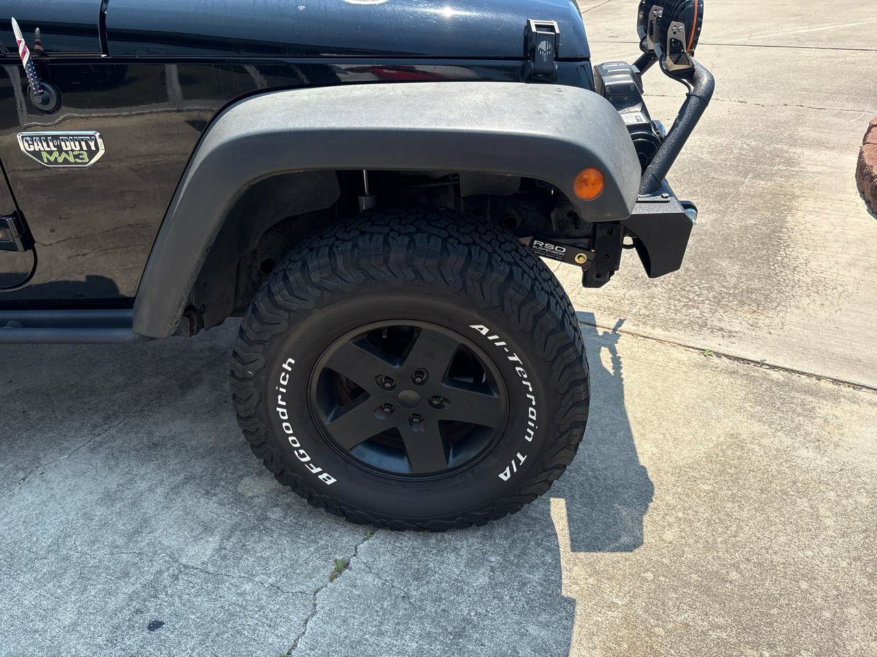 Used 2012 Jeep Wrangler Unlimited Rubicon image 24