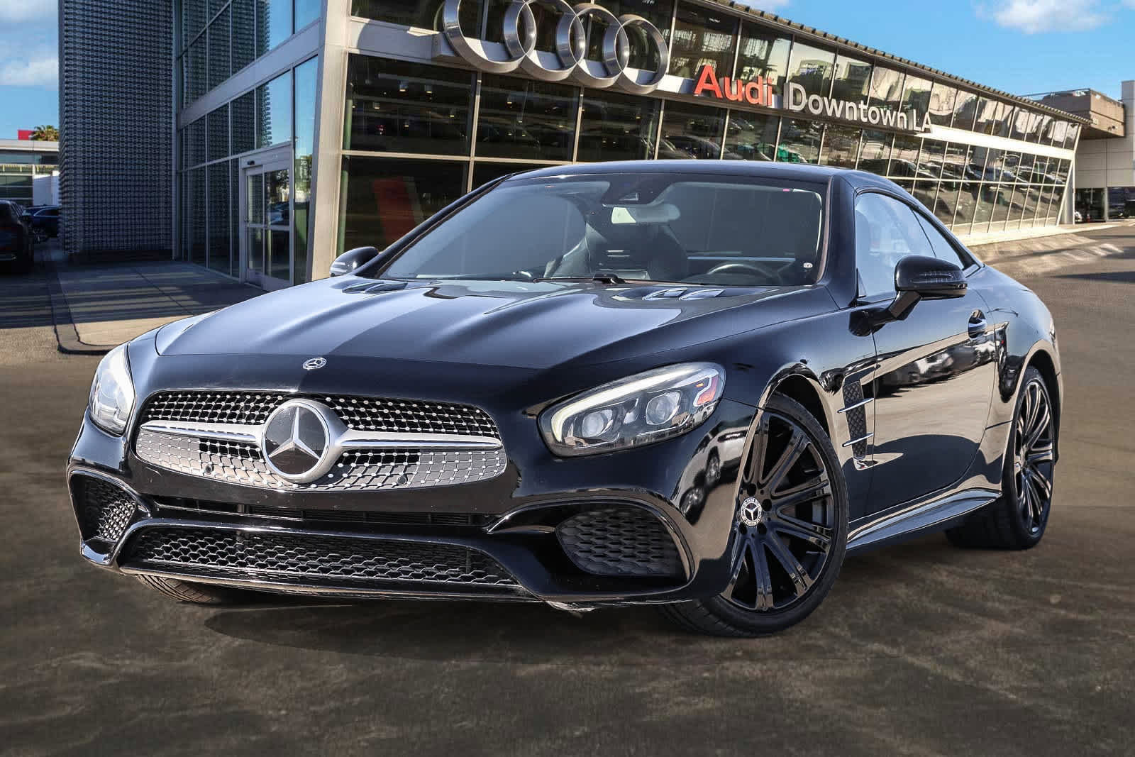 Used 2018 Mercedes-Benz SL 450 image 1