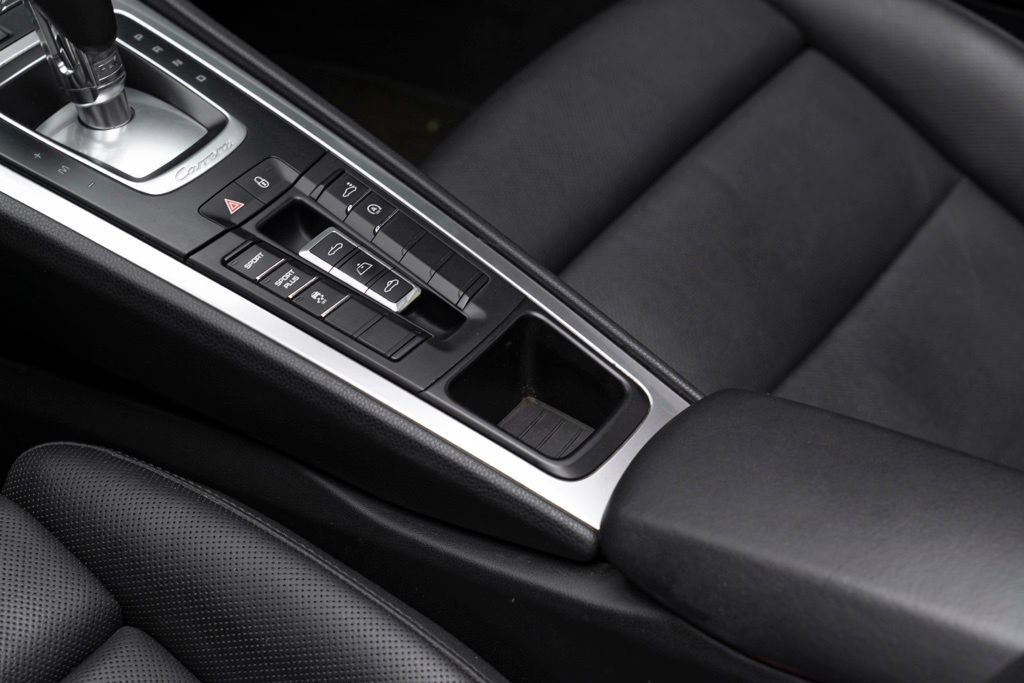 Used 2013 Porsche 911 Carrera image 31