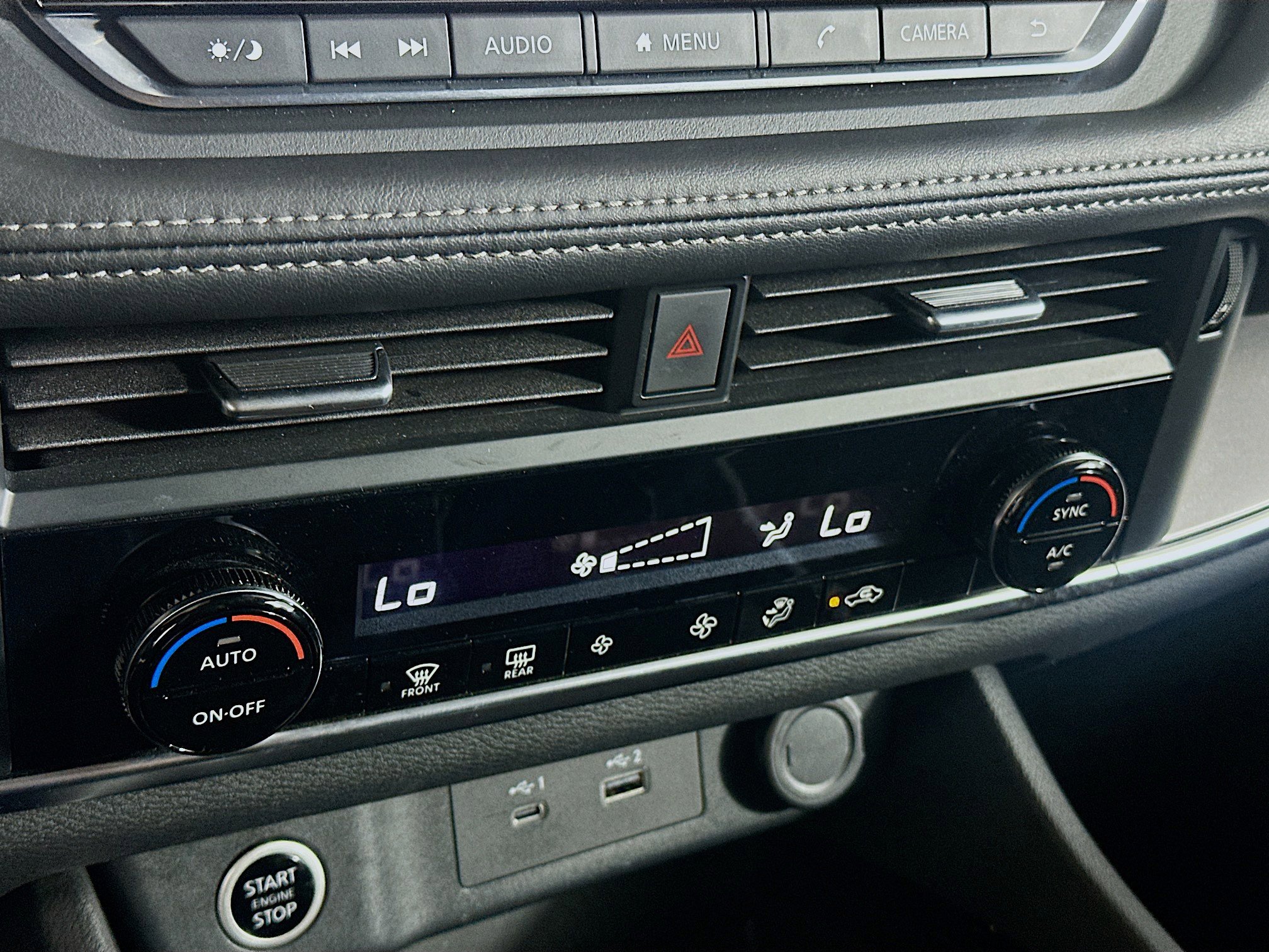 Used 2023 Nissan Rogue SV image 23