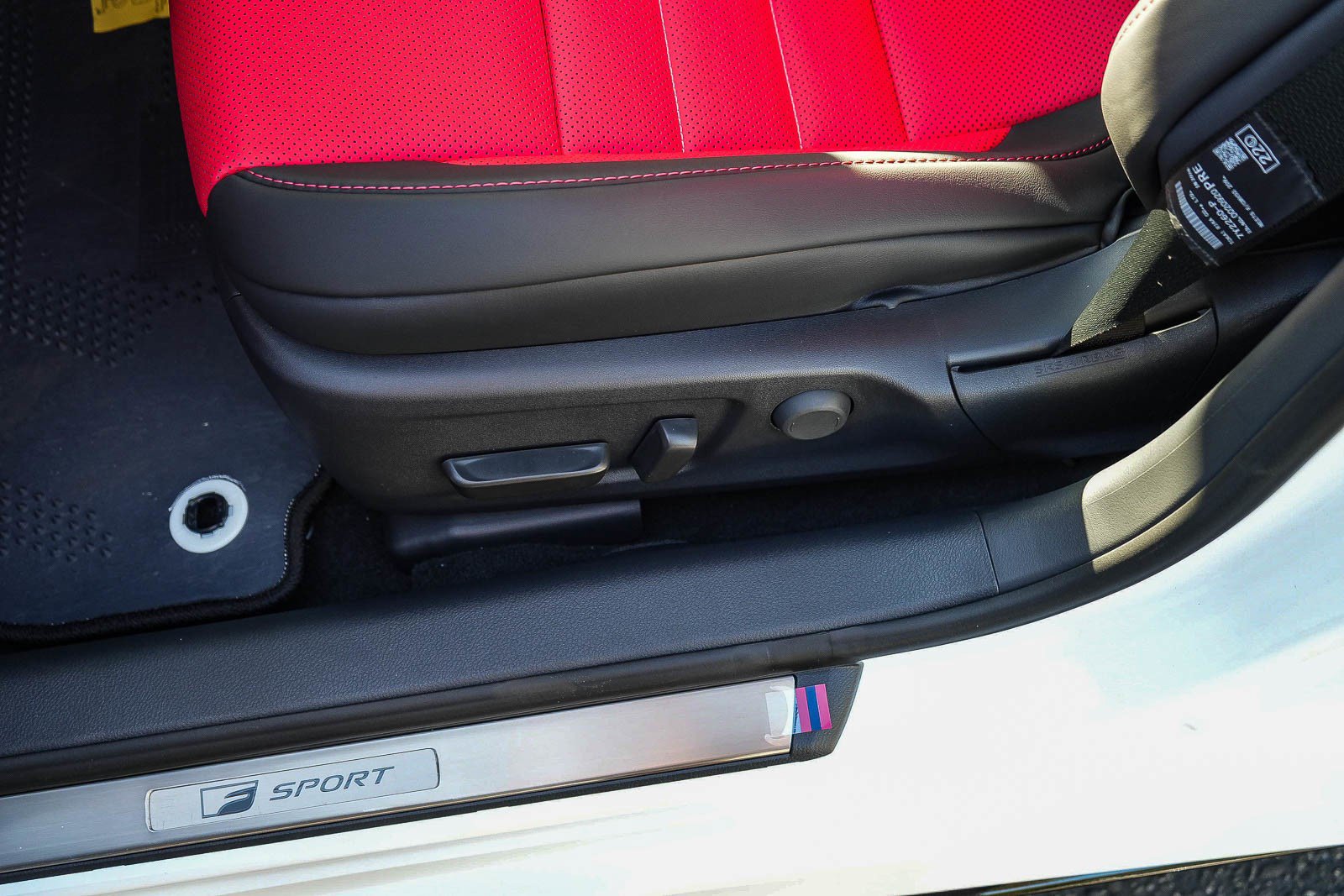 New 2026 Lexus IS 350 F Sport w/ Handling Package RWD image 21