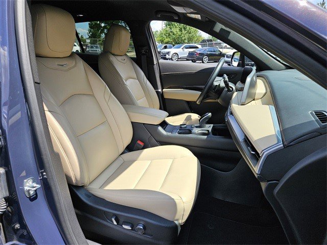 Certified 2025 Cadillac XT4 Premium Luxury image 19