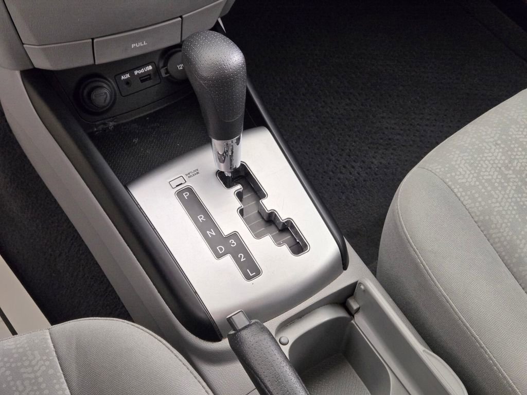 Used 2010 Hyundai Elantra GLS w/ Sunroof Pkg 3 image 32