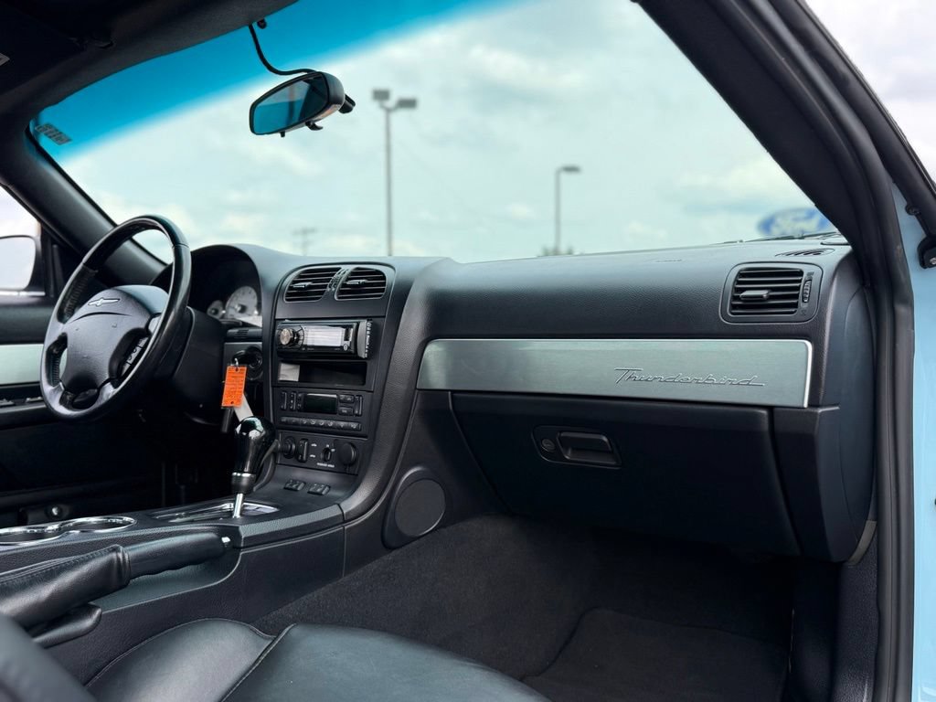 Used 2003 Ford Thunderbird RWD image 8