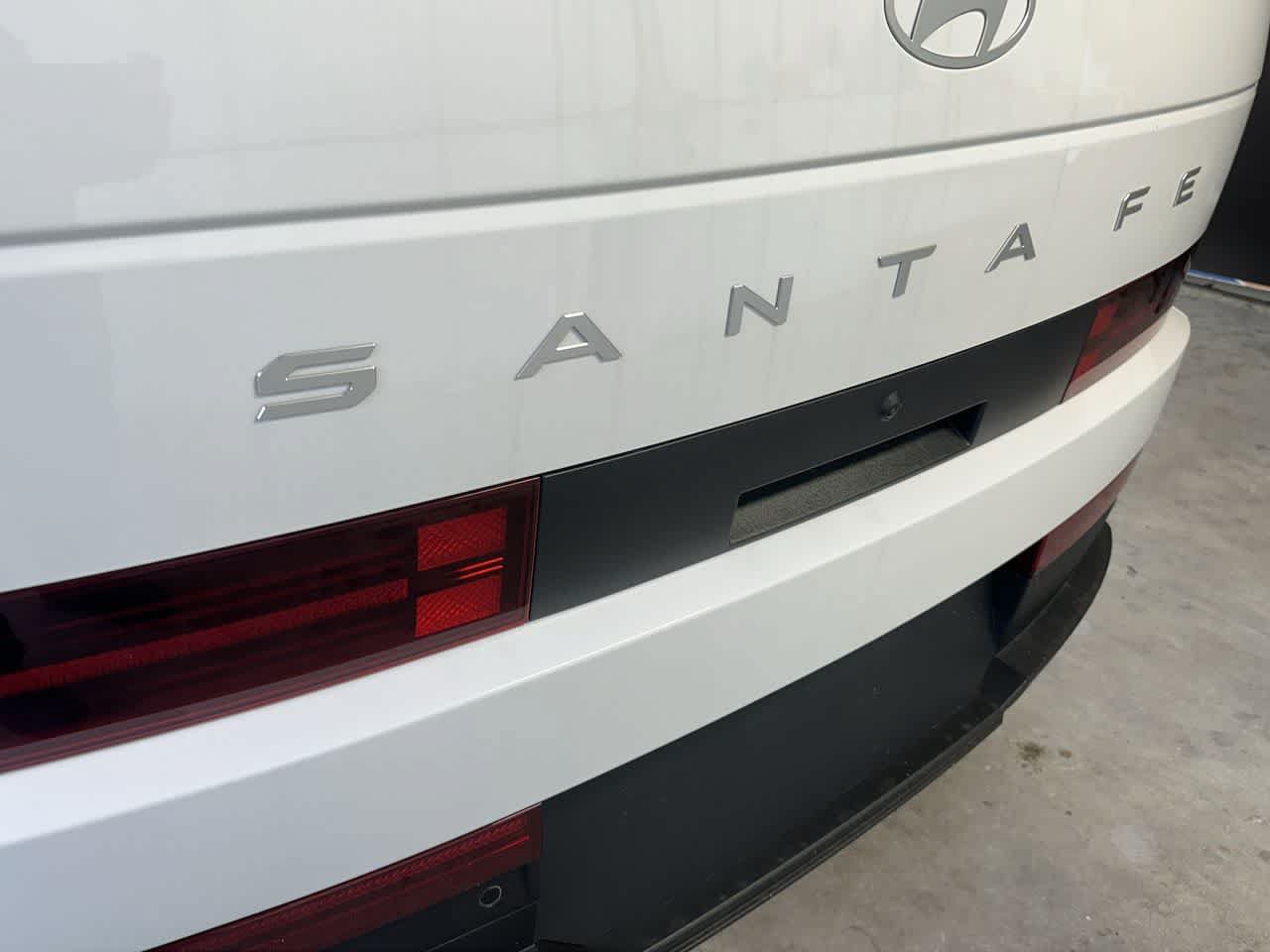 New 2027 Hyundai Santa Fe SEL FWD image 10