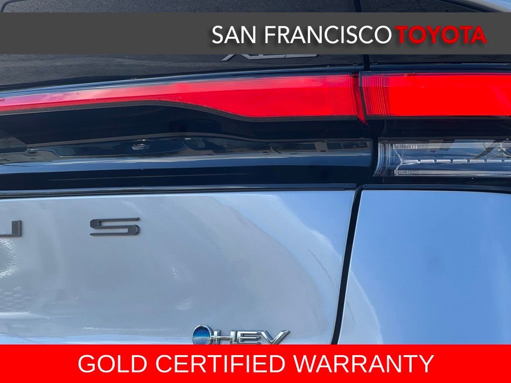 Certified 2024 Toyota Prius XLE image 10