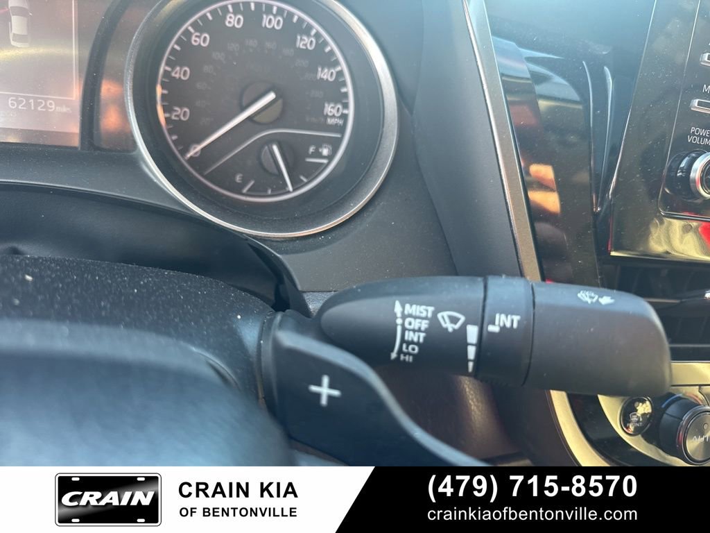 Used 2022 Toyota Camry SE image 27