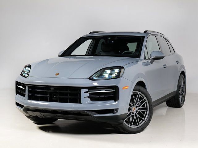 Certified 2025 Porsche Cayenne image 1