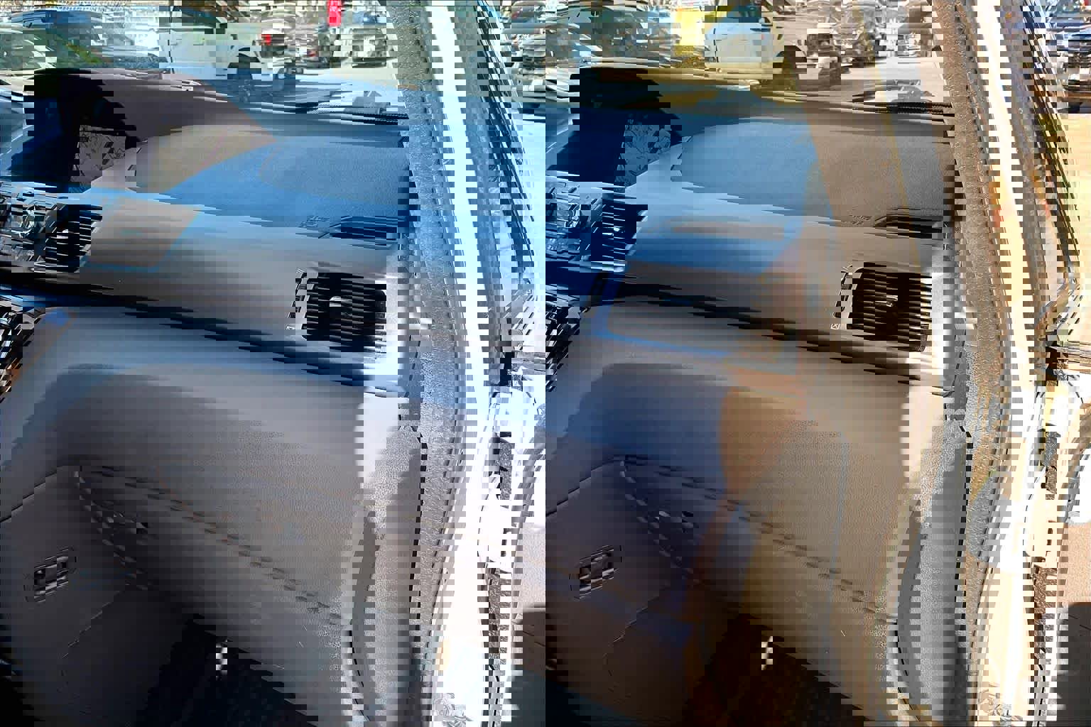 Used 2015 Honda Odyssey EX-L image 19