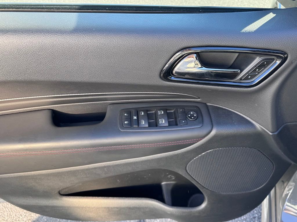 Used 2025 Dodge Durango R/T AWD/4WD image 9