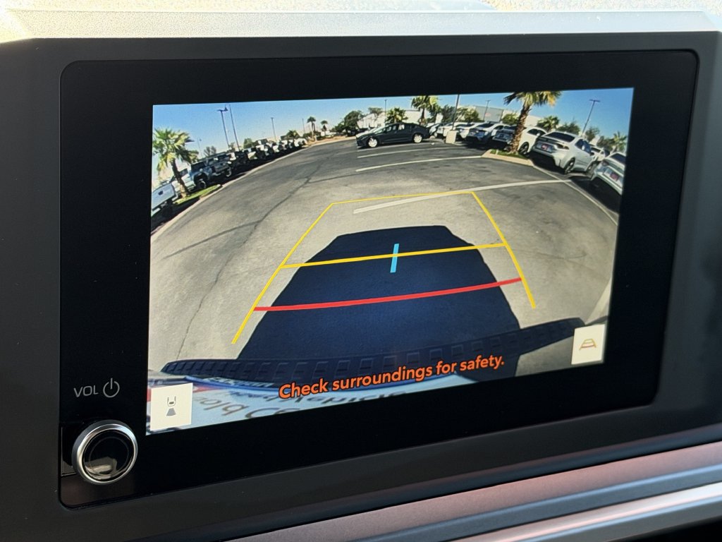 Certified 2025 Toyota 4Runner SR5 AWD/4WD image 23