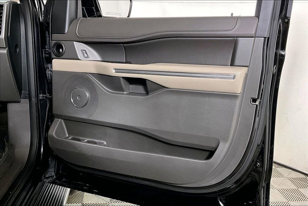 Used 2019 Ford Expedition XLT w/ Equipment Group 202A image 23
