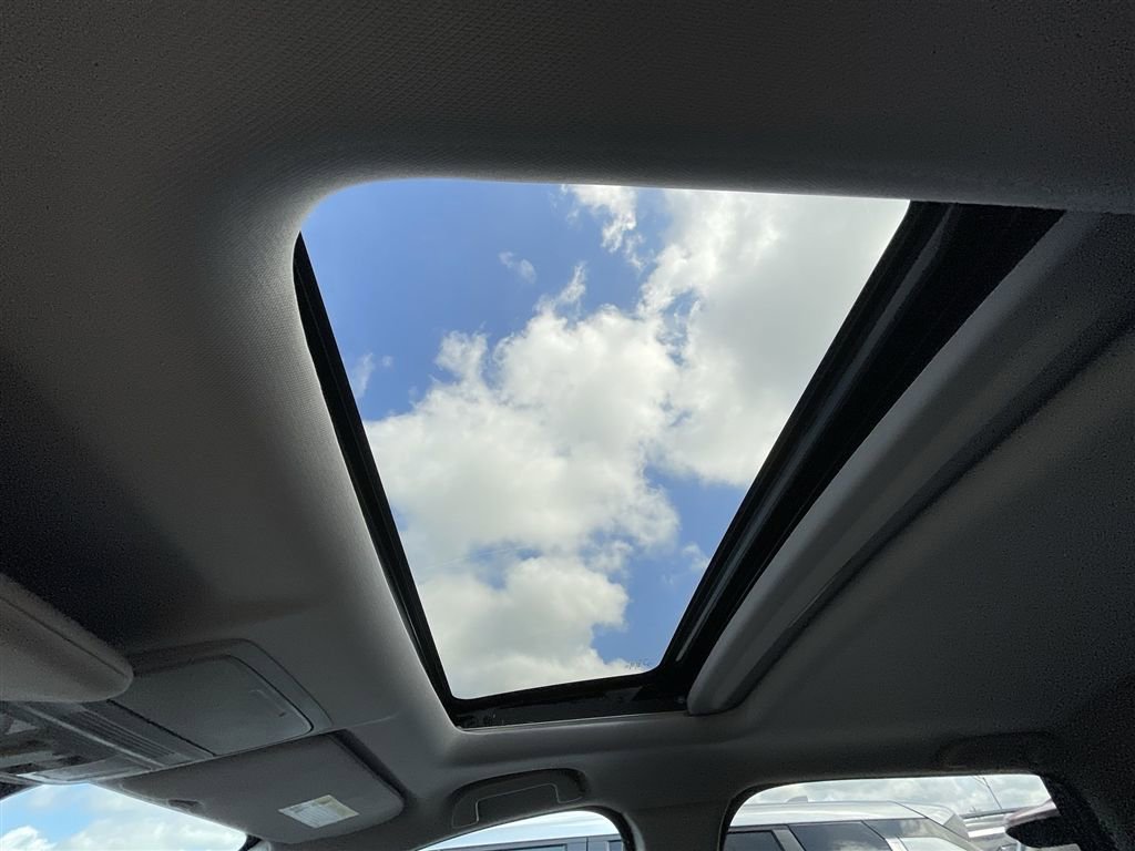 Used 2019 Honda CR-V EX image 16