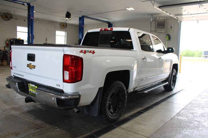 Used 2018 Chevrolet Silverado 1500 LTZ w/ Sport Package AWD/4WD image 9