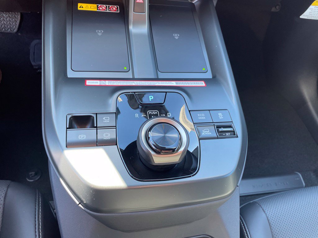 New 2027 Toyota bZ Woodland AWD/4WD image 17