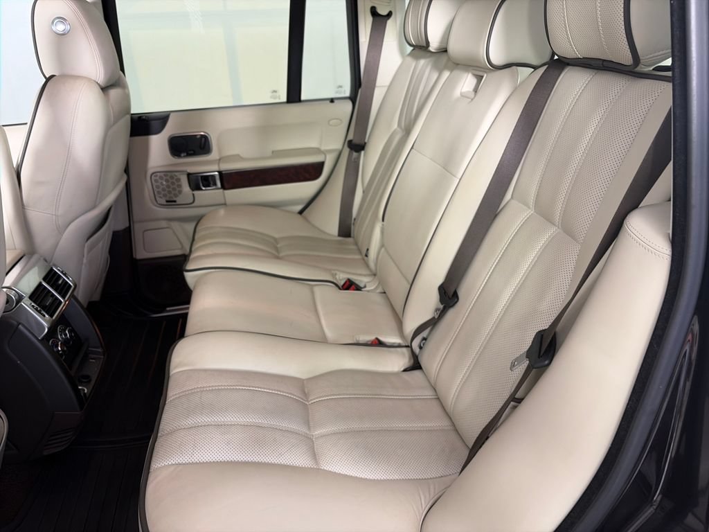 Used 2010 Land Rover Range Rover HSE AWD/4WD image 13
