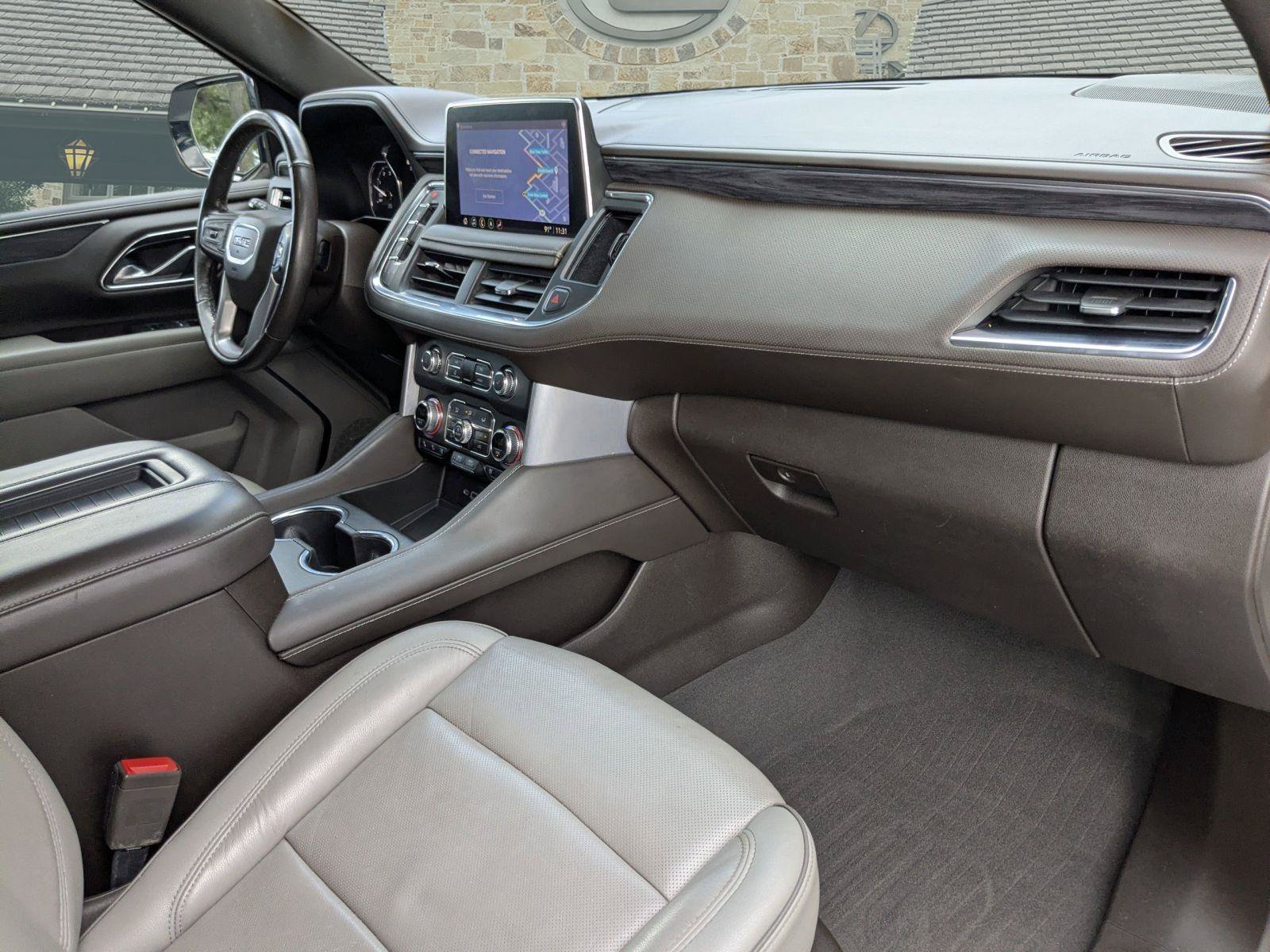 Used 2021 GMC Yukon XL SLT w/ Rear Media and Nav Package RWD image 25