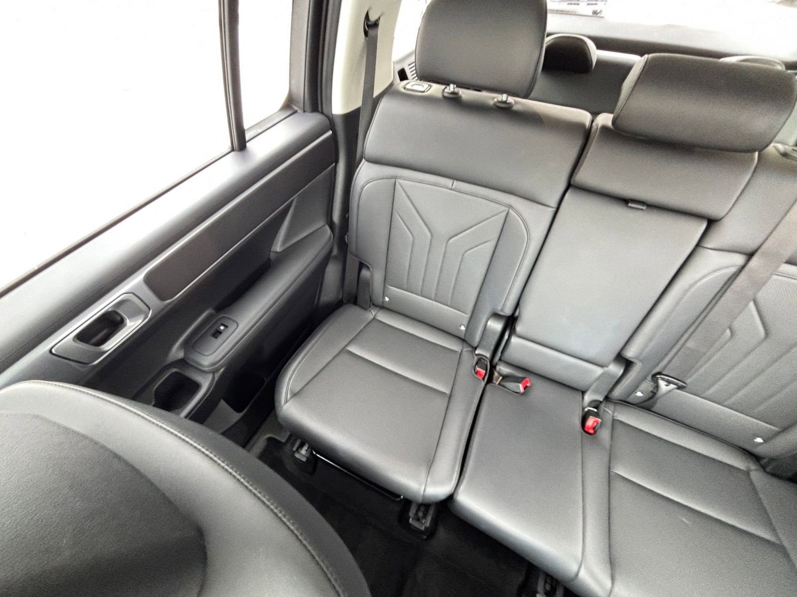 Used 2025 Hyundai Santa Fe SEL image 39