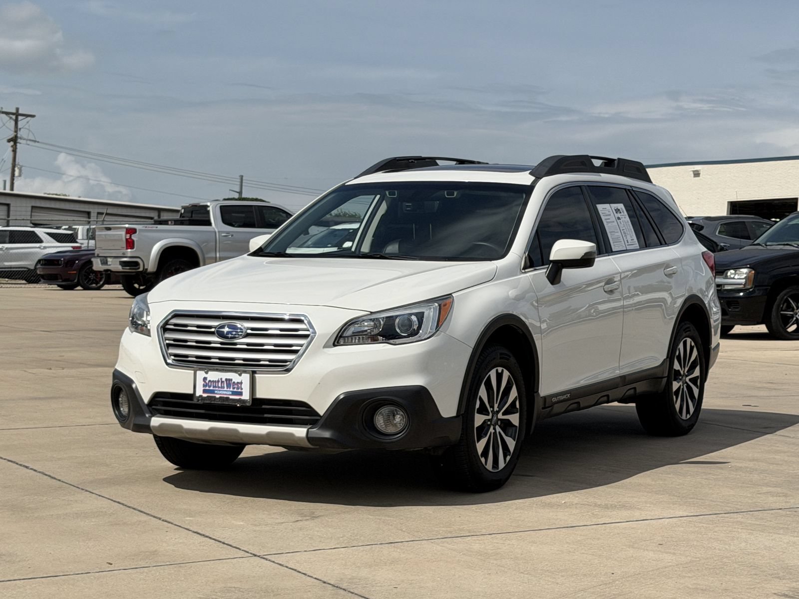 Used 2017 Subaru Outback 2.5i Limited AWD/4WD image 8
