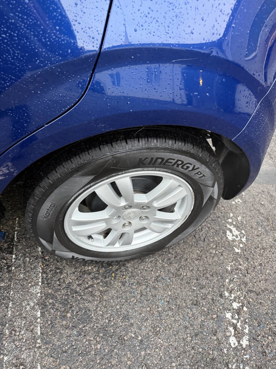 Used 2014 Chevrolet Sonic LT w/ Fun and Sun Package image 17