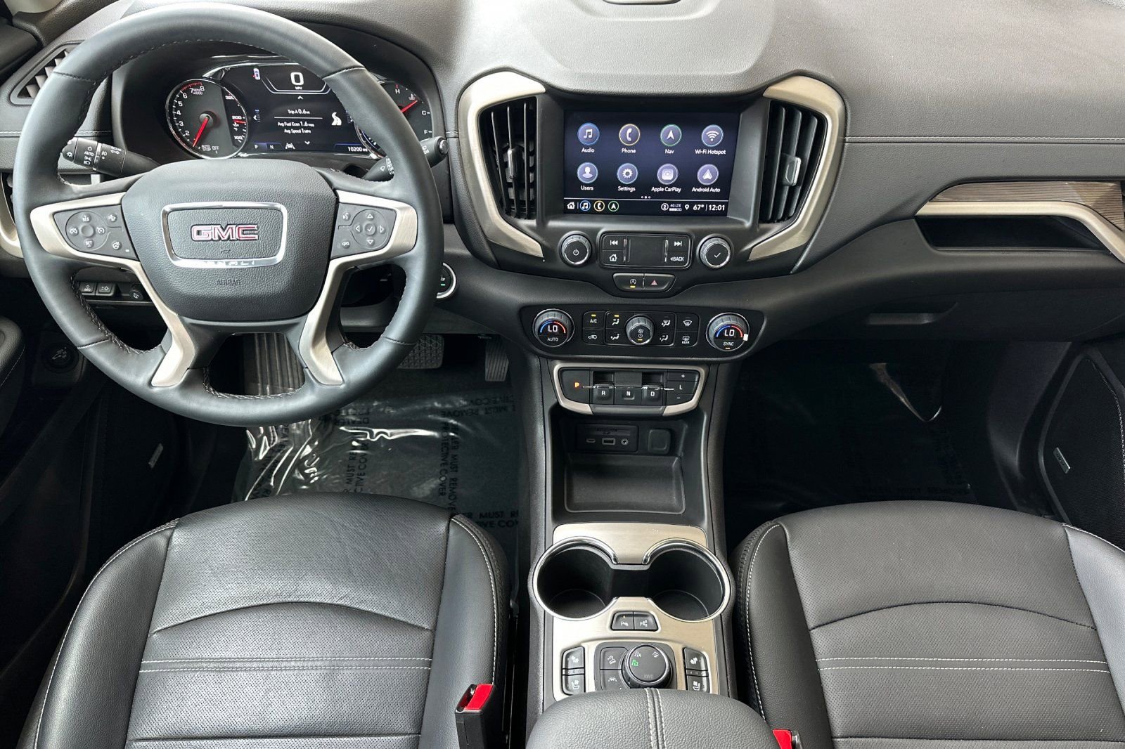 Certified 2024 GMC Terrain Denali w/ Denali Premium Package AWD/4WD image 16