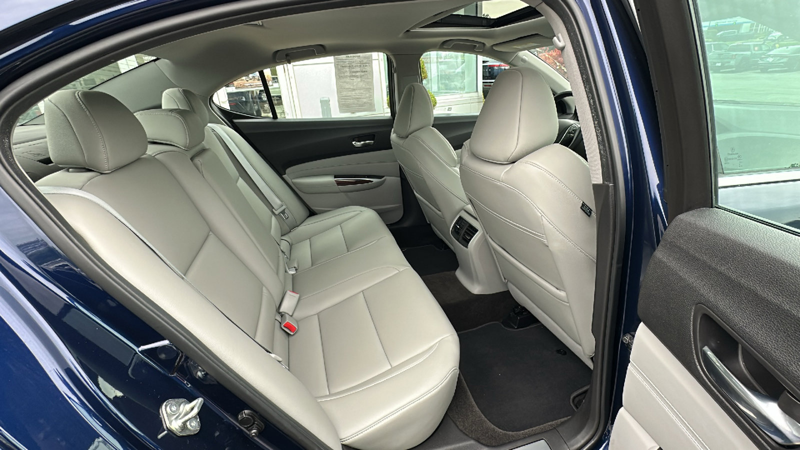 Used 2017 Acura TLX FWD image 24