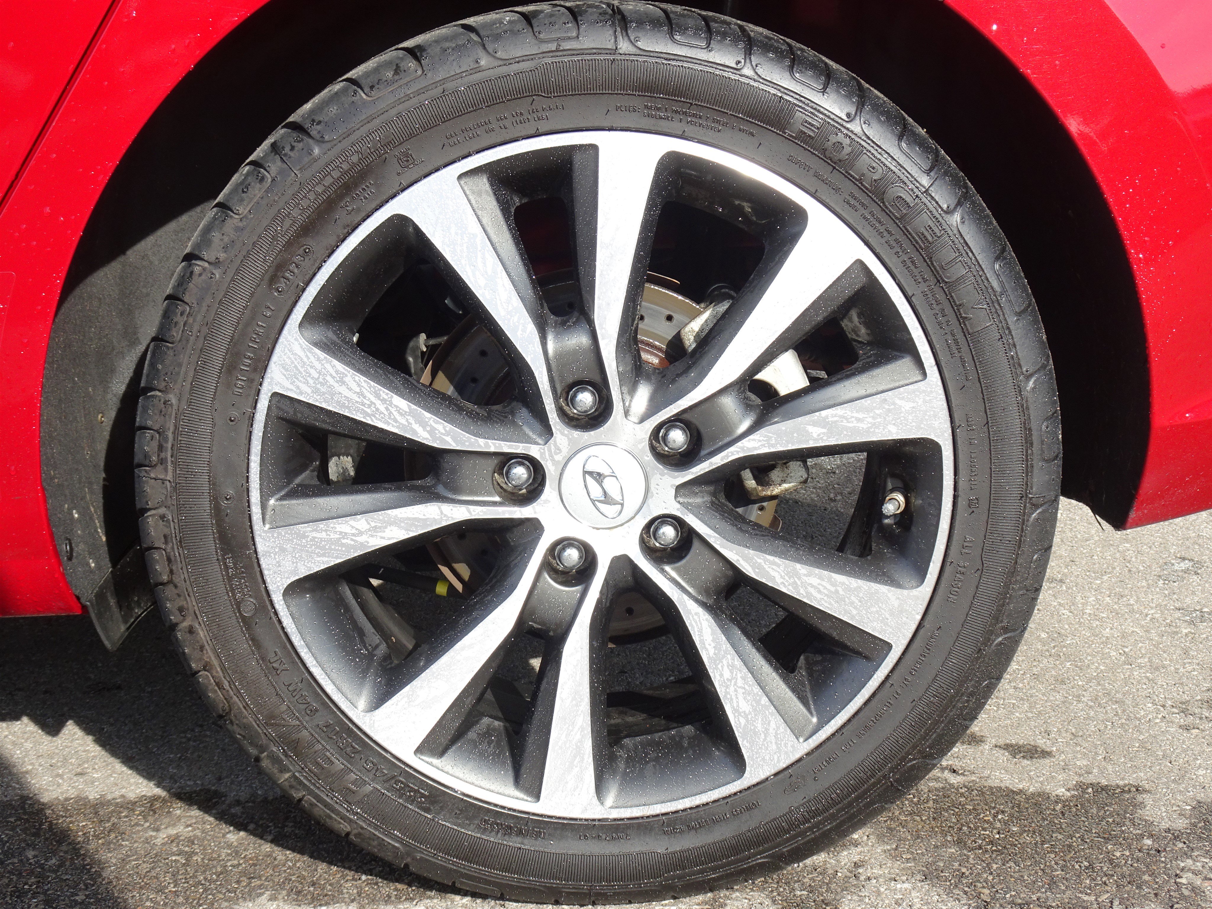 Used 2019 Hyundai Elantra GT FWD image 27