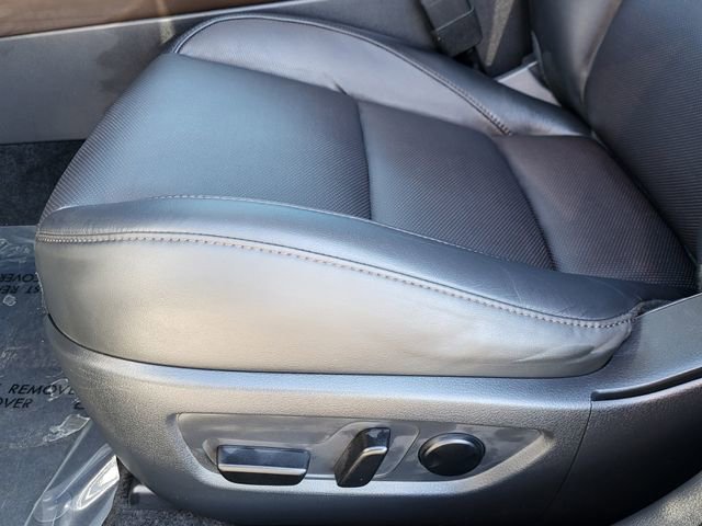 Used 2025 MAZDA CX-30 AWD 2.5 S w/ Premium Package image 14