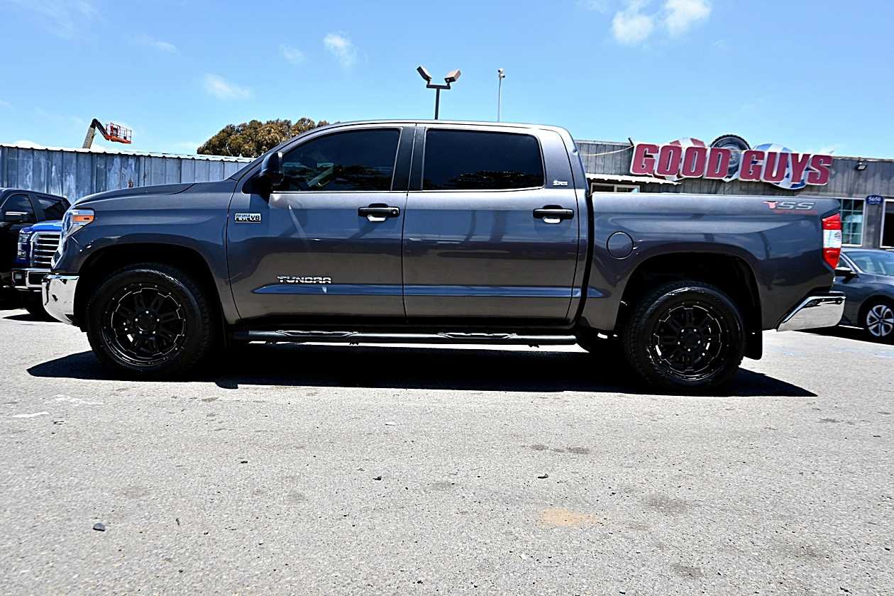 Used 2014 Toyota Tundra SR5 w/ SR5 Upgrade Package RWD image 4