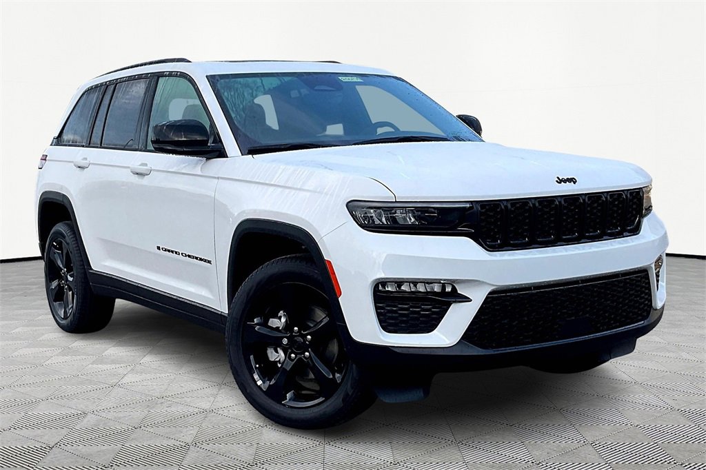 New 2025 Jeep Grand Cherokee Limited w/ Black Appearance Package