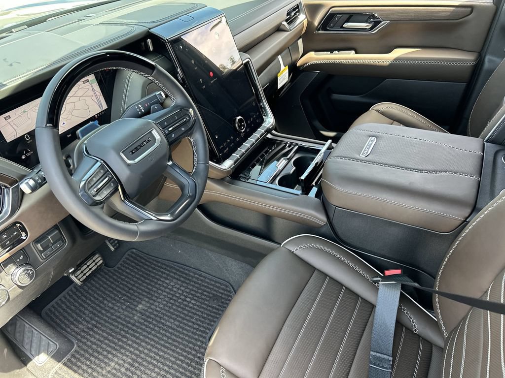 New 2026 GMC Yukon Denali Ultimate AWD/4WD image 10