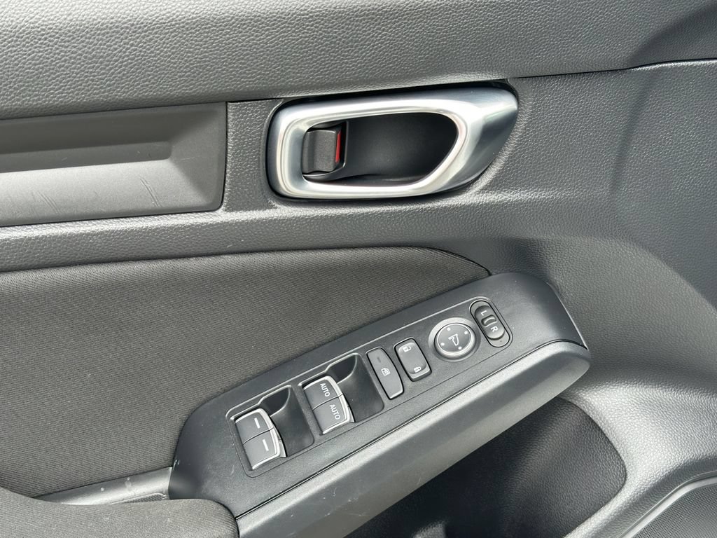 Used 2025 Honda Civic Sport image 15