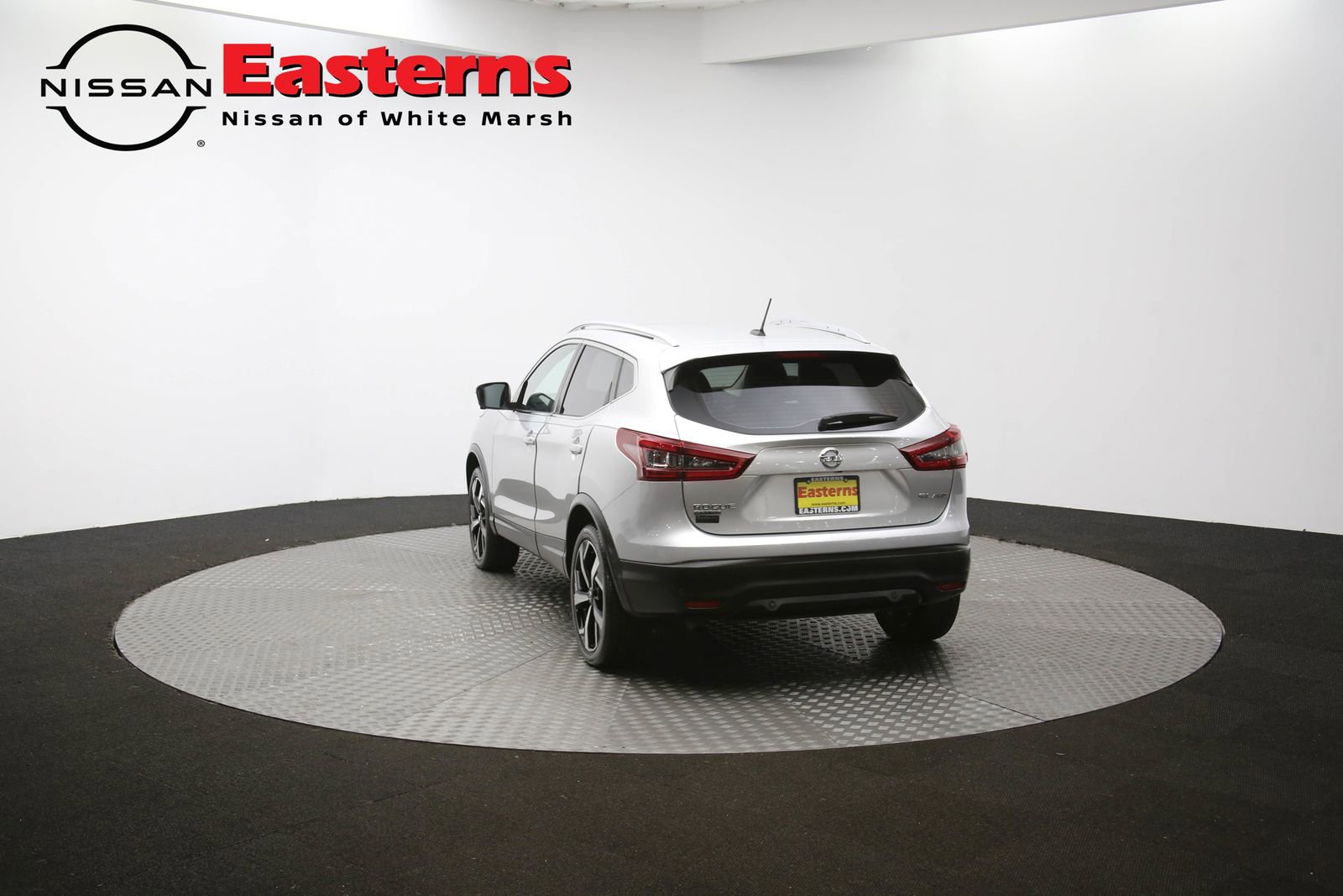Used 2022 Nissan Rogue Sport SL w/ Premium Package image 65