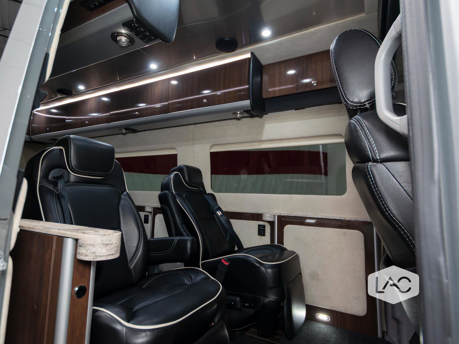 Used 2015 Mercedes-Benz Sprinter 3500 image 5