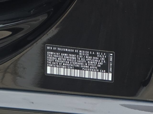 Used 2025 Volkswagen Jetta SE FWD image 27