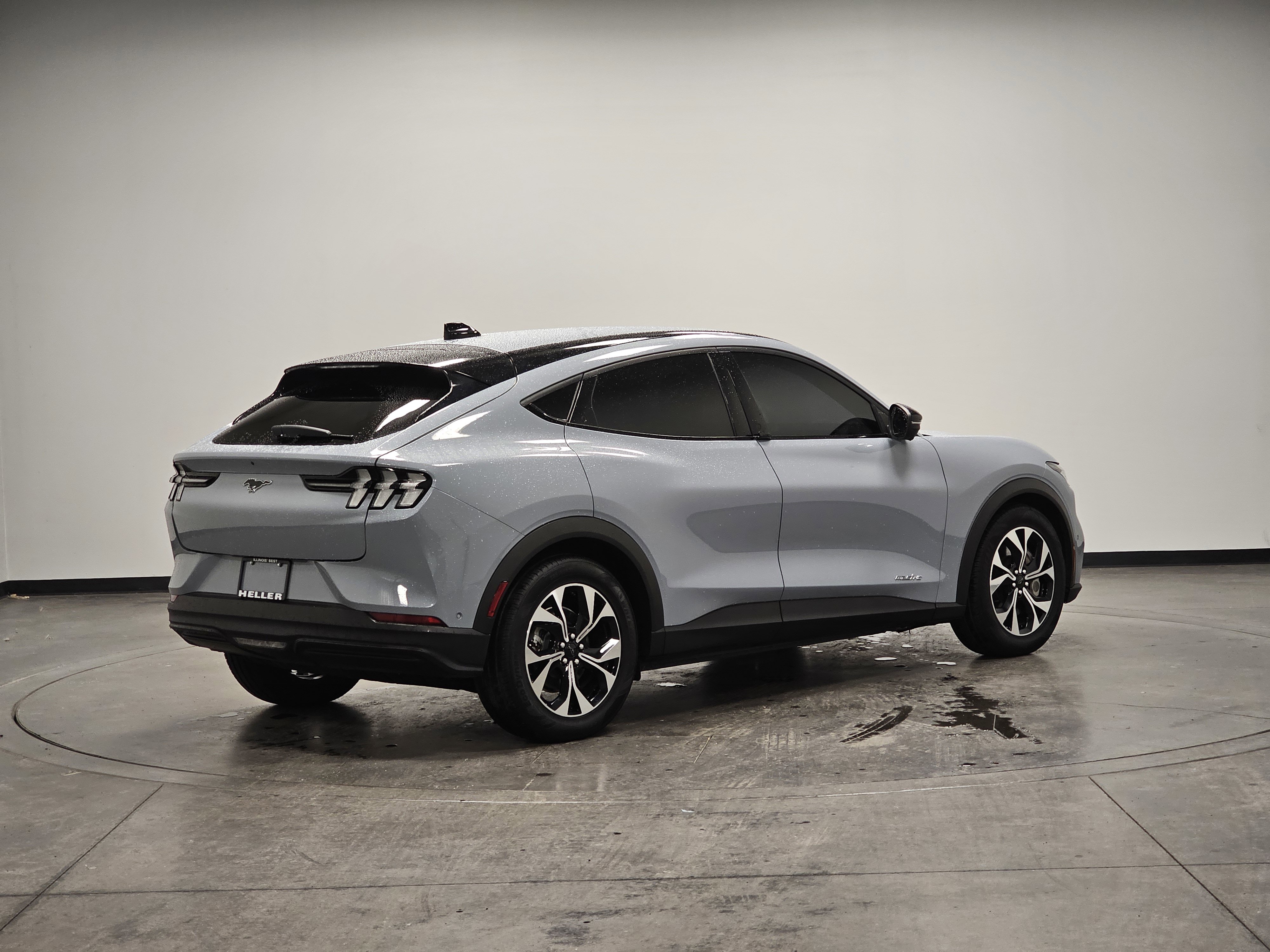 Used 2024 Ford Mustang Mach-E Select image 8