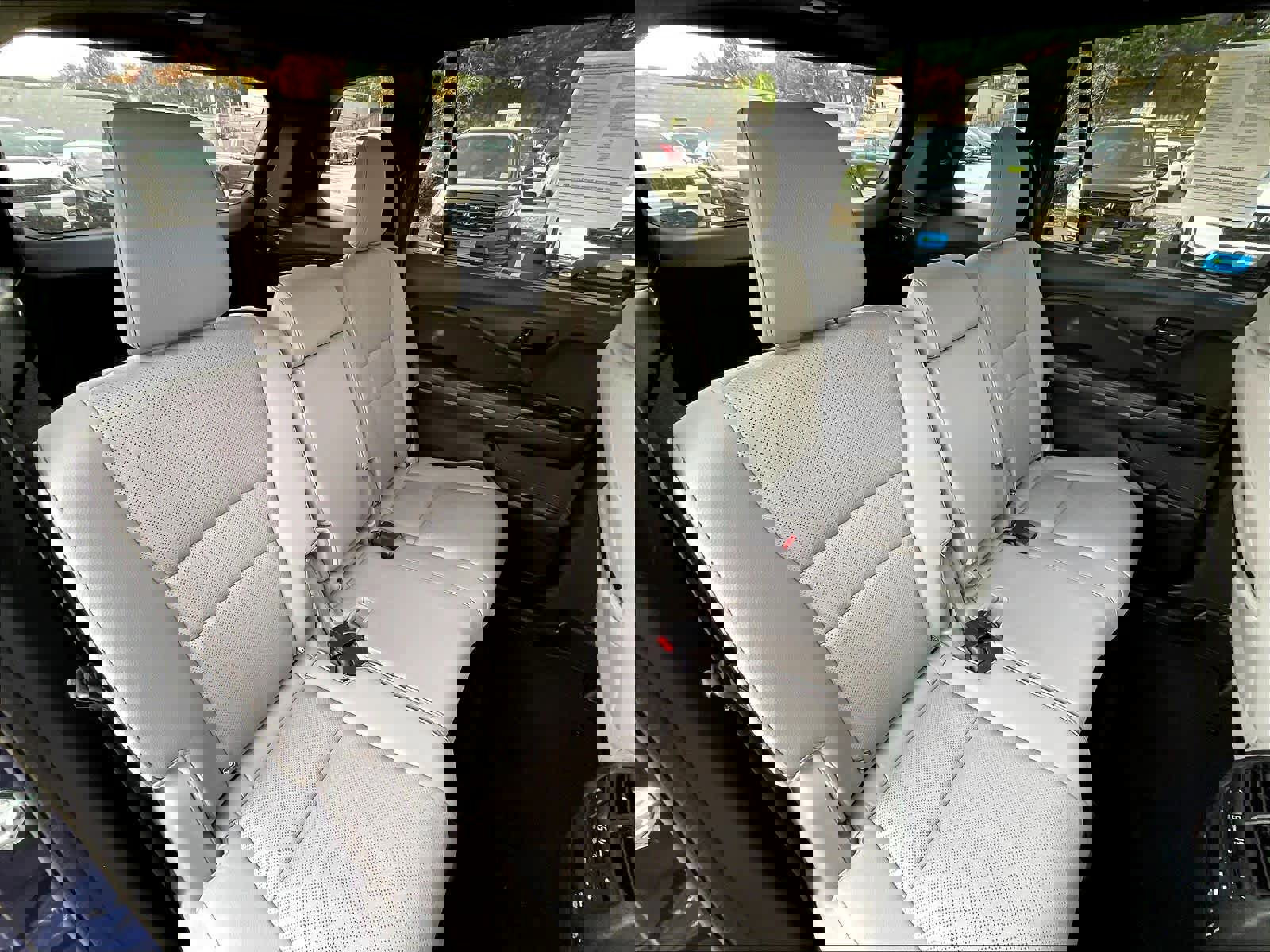 Used 2022 Honda Passport Elite image 16