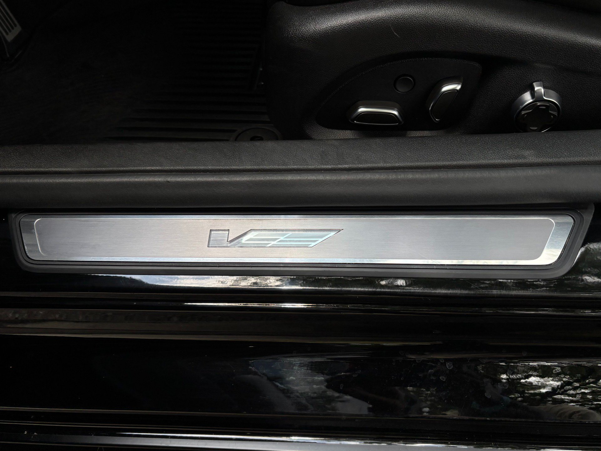 Used 2022 Cadillac CT5 V Blackwing RWD image 43